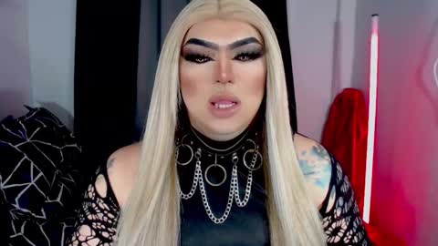 Michelle online show from November 28, 2025, 11:29 pm