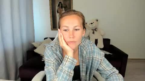 Michelle online show from August 3, 2026, 4:55 am