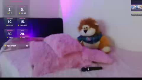 Snapshot of michellmoon1 chatting on October 17, 2025, 8:22 pm michellmoon1 online show from October 17, 2025, 8:22 pm