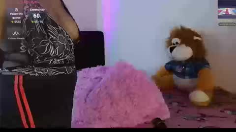 Snapshot of michellmoon1 chatting on October 18, 2025, 1:34 pm michellmoon1 online show from October 18, 2025, 1:34 pm