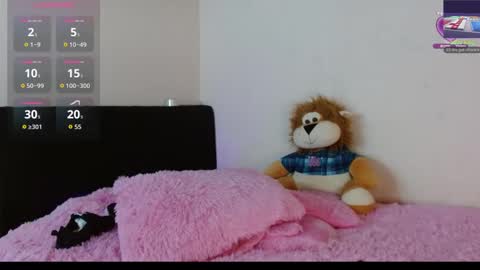 Snapshot of michellmoon1 chatting on October 24, 2025, 7:21 pm michellmoon1 online show from October 24, 2025, 7:21 pm