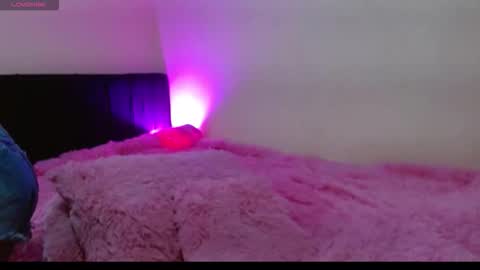 Snapshot of michellmoon1 chatting on November 7, 2025, 7:03 pm michellmoon1 online show from November 7, 2025, 7:03 pm