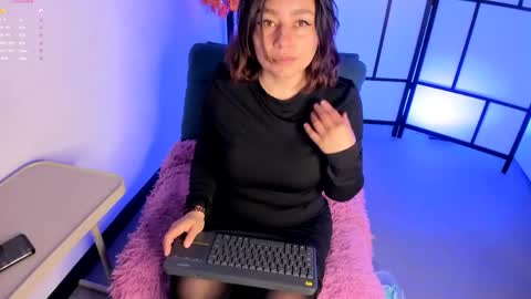 michonne_09 online show from May 6, 2026, 11:43 pm
