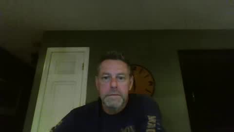 mick090470 online show from September 19, 2025, 1:29 am