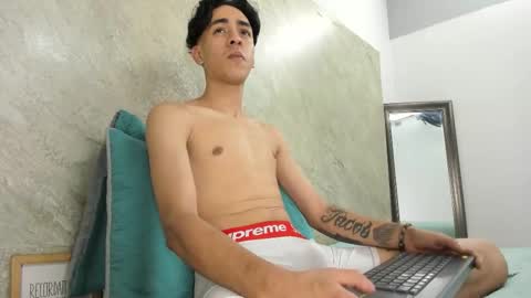 Snapshot of mick_lollipopp chatting on March 14, 2026, 7:41 pm mick_lollipopp online show from March 14, 2026, 7:41 pm