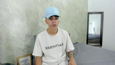 Snapshot of mick_lollipopp chatting on April 7, 2026, 8:31 pm mick_lollipopp online show from April 7, 2026, 8:31 pm