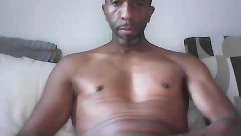mickdu971 online show from June 17, 2026, 4:59 am
