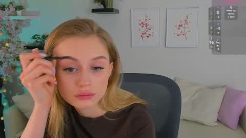 Micky online show from April 1, 2026, 7:00 pm