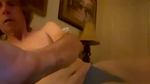 mickeyb711000 online show from February 17, 2025, 4:31 am
