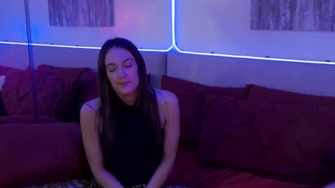 Snapshot of mickeyshyne69 chatting on January 25, 2025, 4:34 am Mickey online show from January 25, 2025, 4:34 am