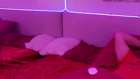 Snapshot of mickeyshyne69 chatting on January 25, 2025, 7:28 pm Mickey online show from January 25, 2025, 7:28 pm