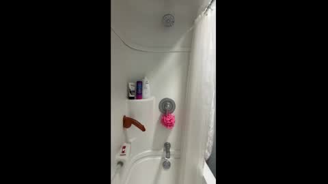 Snapshot of mickeyshyne69 chatting on March 3, 2025, 1:10 am Mickey online show from March 3, 2025, 1:10 am