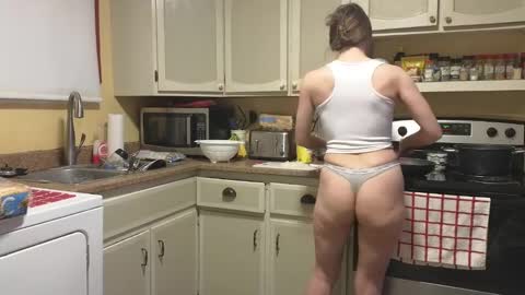 Snapshot of mickeyshyne69 chatting on March 4, 2025, 12:29 am Mickey online show from March 4, 2025, 12:29 am