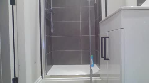 Snapshot of mickyboy4in chatting on April 15, 2026, 5:20 pm micky online show from April 15, 2026, 5:20 pm