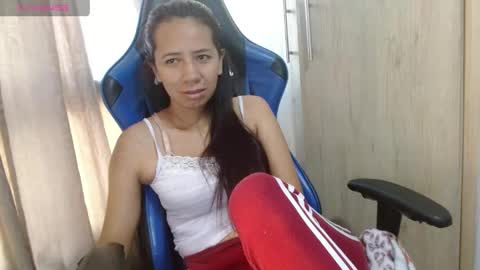 vanesa sexy online show from May 5, 2026, 12:13 pm