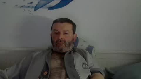 kike online show from March 9, 2025, 6:32 pm
