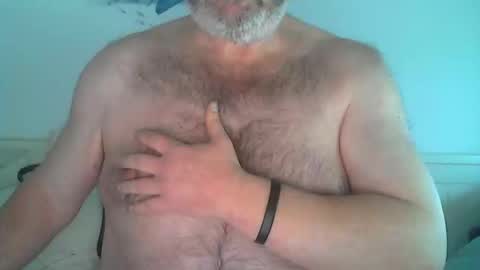 Snapshot of midhir chatting on March 8, 2026, 1:37 pm kike online show from March 8, 2026, 1:37 pm