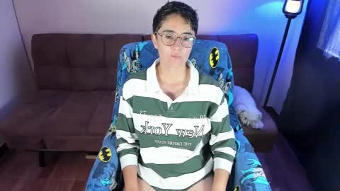 Blue online show from March 13, 2026, 3:29 pm