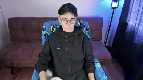 Blue online show from May 20, 2026, 3:29 pm
