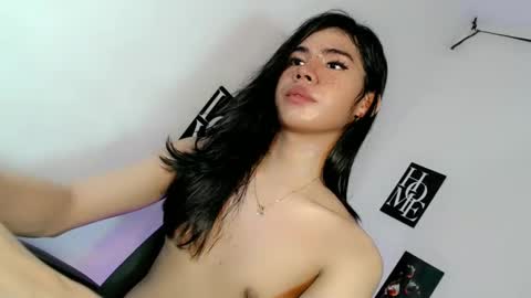 Snapshot of midnight_mystique18 chatting on May 2, 2026, 5:51 pm midnight_mystique18 online show from May 2, 2026, 5:51 pm