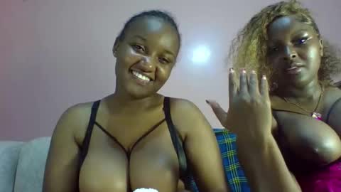 Snapshot of midnight_sexy chatting on May 24, 2026, 11:10 pm midnight_sexy online show from May 24, 2026, 11:10 pm