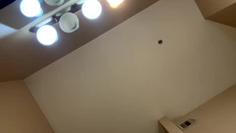 SexyLatinaCouple online show from November 12, 2025, 11:32 am