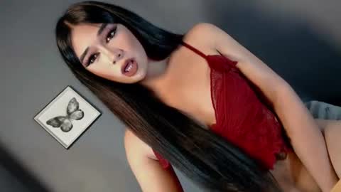Snapshot of midnightdesire28 chatting on June 18, 2026, 1:15 pm Call me Yhana online show from June 18, 2026, 1:15 pm