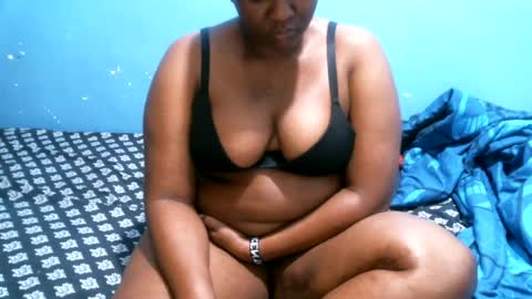 Snapshot of midnightkady chatting on June 14, 2026, 9:17 pm Caddy online show from June 14, 2026, 9:17 pm