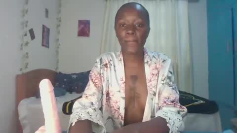Naught Kelly online show from May 4, 2026, 4:19 am
