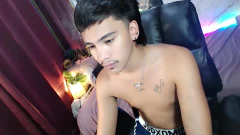 Snapshot of midnightkiller_ chatting on May 3, 2026, 9:59 am Kitty online show from May 3, 2026, 9:59 am