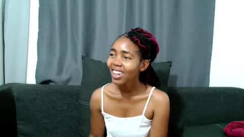 Snapshot of midnightnala chatting on February 15, 2026, 7:51 am Nala online show from February 15, 2026, 7:51 am