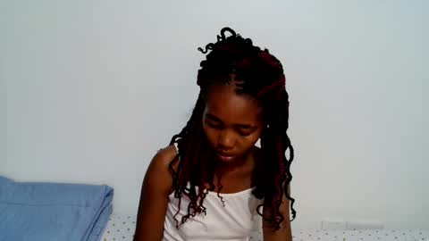 Snapshot of midnightnala chatting on February 19, 2026, 7:59 am Nala online show from February 19, 2026, 7:59 am