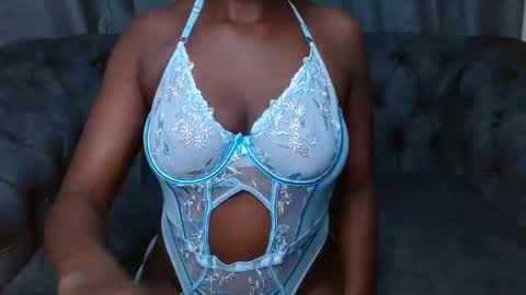Snapshot of midnightnurse1 chatting on December 16, 2024, 7:04 am nurse online show from December 16, 2024, 7:04 am