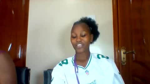 Snapshot of midnightt_tease chatting on September 19, 2025, 7:14 pm midnightt_tease online show from September 19, 2025, 7:14 pm