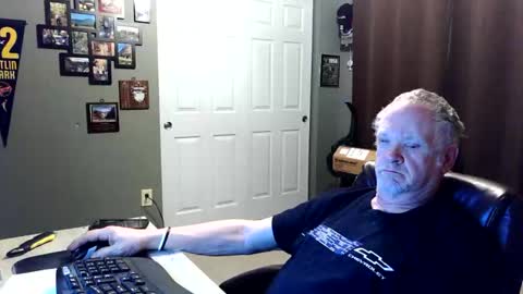 midwestdad09 online show from March 23, 2026, 9:46 am