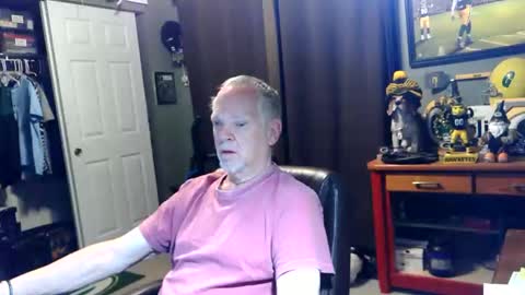 midwestdad09 online show from May 30, 2026, 8:33 am