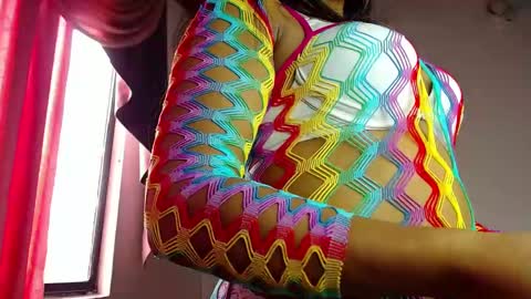 mielsquirt online show from February 25, 2025, 4:10 pm