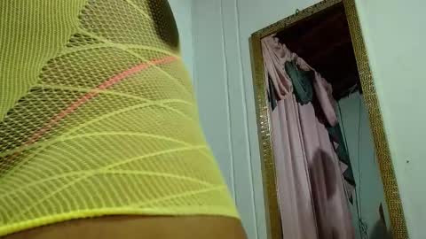 mielsquirt online show from October 9, 2025, 8:56 am