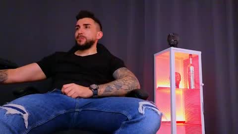 MightyAaron online show from January 31, 2025, 10:52 am
