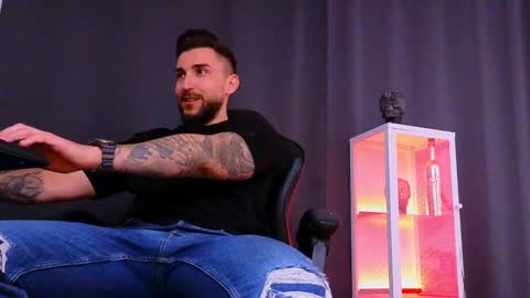 MightyAaron online show from February 2, 2025, 12:02 pm