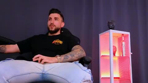 MightyAaron online show from February 3, 2025, 12:57 pm