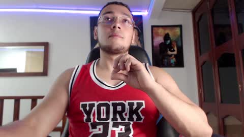 Strong Man online show from January 10, 2025, 2:35 am