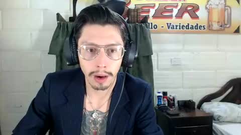 Miguel  Independent Model  online show from June 15, 2026, 12:18 pm