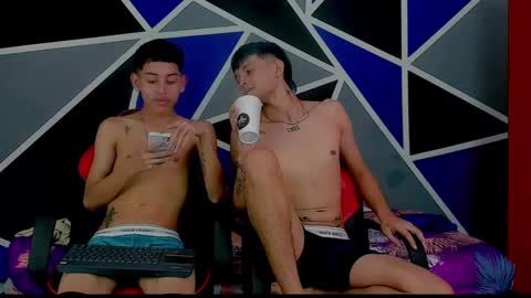 migueyalejo sweetsex online show from February 27, 2025, 4:31 am