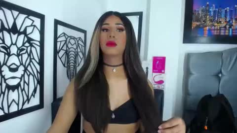 miha_califa online show from June 3, 2026, 1:03 pm