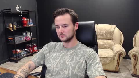 Snapshot of mihasikd chatting on October 1, 2025, 2:23 pm Misha Winchester online show from October 1, 2025, 2:23 pm