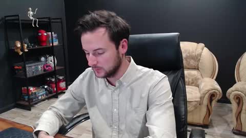 Snapshot of mihasikd chatting on October 5, 2025, 2:37 pm Misha Winchester online show from October 5, 2025, 2:37 pm