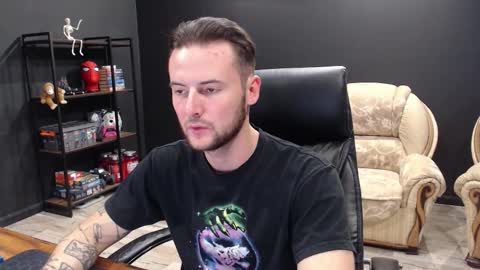 Snapshot of mihasikd chatting on October 11, 2025, 9:41 am Misha Winchester online show from October 11, 2025, 9:41 am