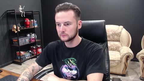 Snapshot of mihasikd chatting on October 12, 2025, 7:07 am Misha Winchester online show from October 12, 2025, 7:07 am