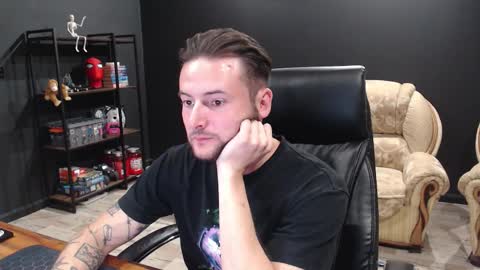 Snapshot of mihasikd chatting on October 13, 2025, 6:41 pm Misha Winchester online show from October 13, 2025, 6:41 pm